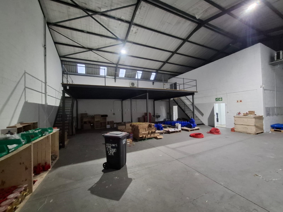 To Let Commercial Property for Rent in Brackenfell Central Western Cape